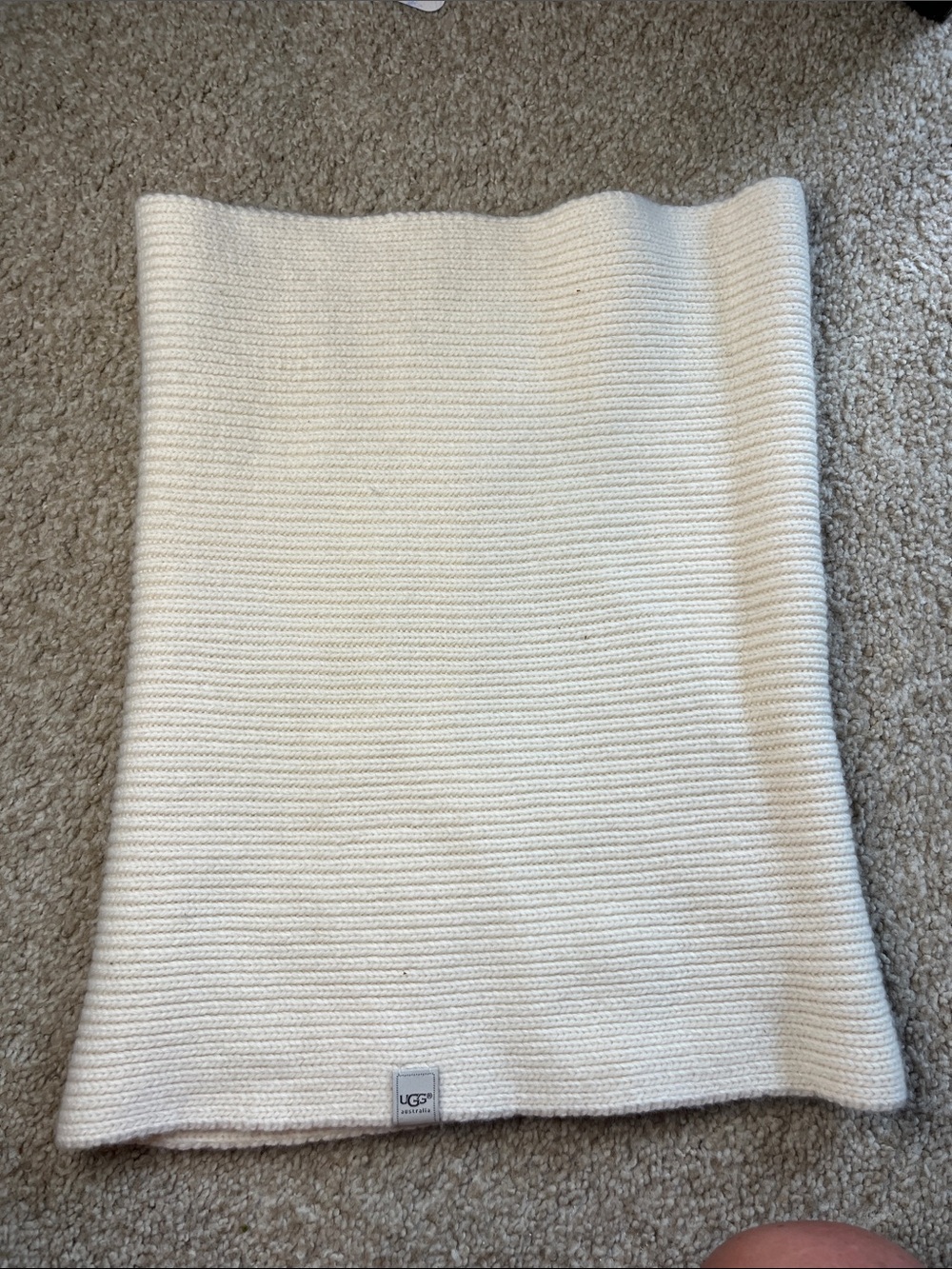 UGG Cream Ribbed Knit Neck Warmer. Excellent condition!